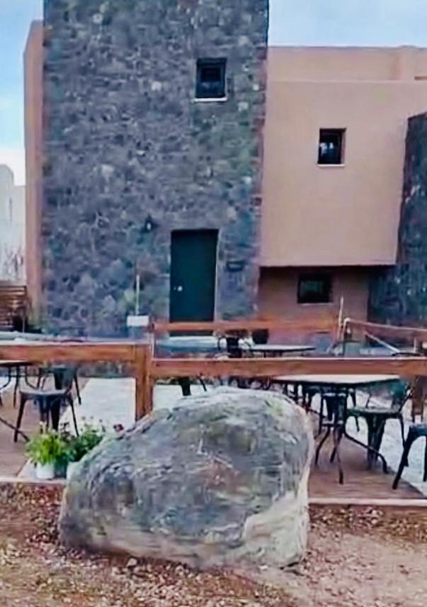 Golden Moments Luxury Stone Villas B Mesaria Exterior foto